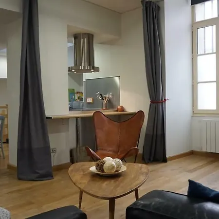 Duplex Jacquemart - Caveau Bourguignon - Centre Historique Dijon *